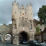Heart Of The Flat With Free Parking Apartment York
