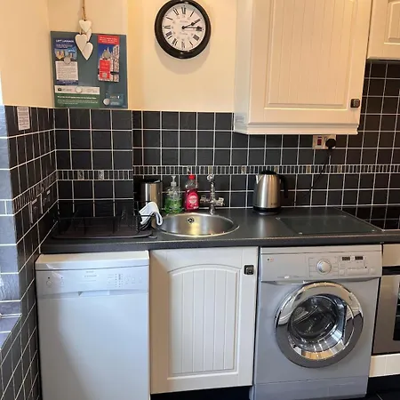 Heart Of The Flat With Free Parking * York