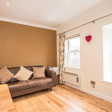 Heart Of The Flat With Free Parking Apartment York